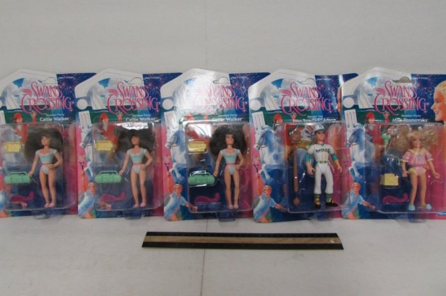 1992 SWANS CROSSING FIGURES (5) ALL ARE IN ORIGINAL: ALL ARE IN ORIGINAL PACKAGING, (3) CALLIE WALKER, JOHN TROY "J.T." ADAMS, & MILA ROSNOVSKY