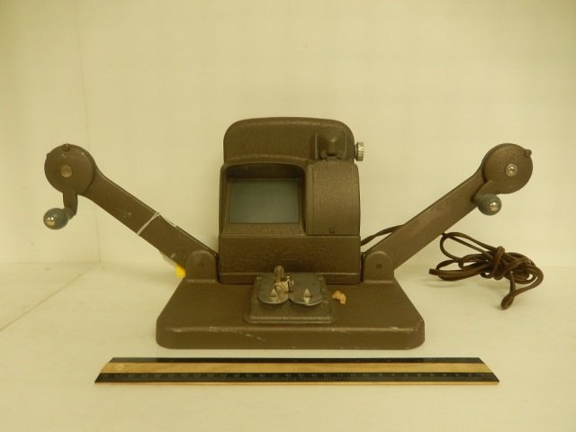 BAIA VINTAGE 8MM VIEWER VINTAGE SPLICER?: VINTAGE SPLICER?