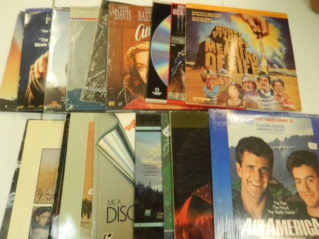 LASER DISC COLLECTION (24) THE PLAYER, PHENOMENOM,: THE PLAYER, PHENOMENOM, POSTCARDS FROM THE EDGE, & OTHERS