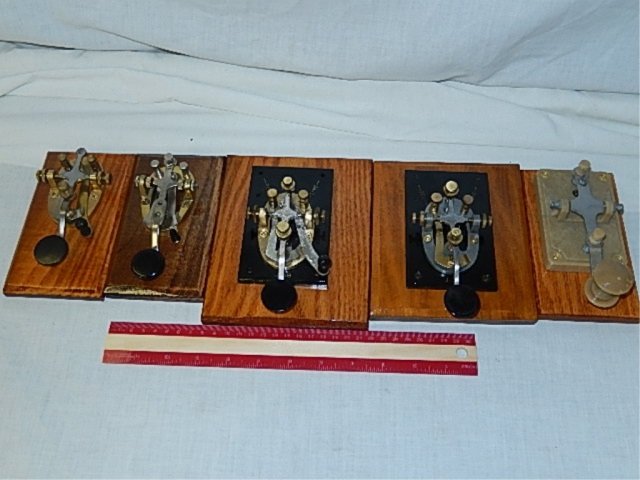 MORSE KEYS (5) 5 MOUNTED MORSE KEYS: 5 MOUNTED MORSE KEYS