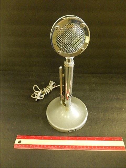 ASTATIC MICROPHONE ON METAL STAND: ASTATIC MICROPHONE ON METAL STAND