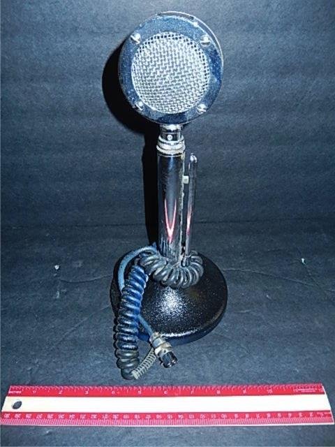 ASTATIC MICROPHONE ON BLACK BASE STAND: ASTATIC MICROPHONE ON BLACK BASE STAND