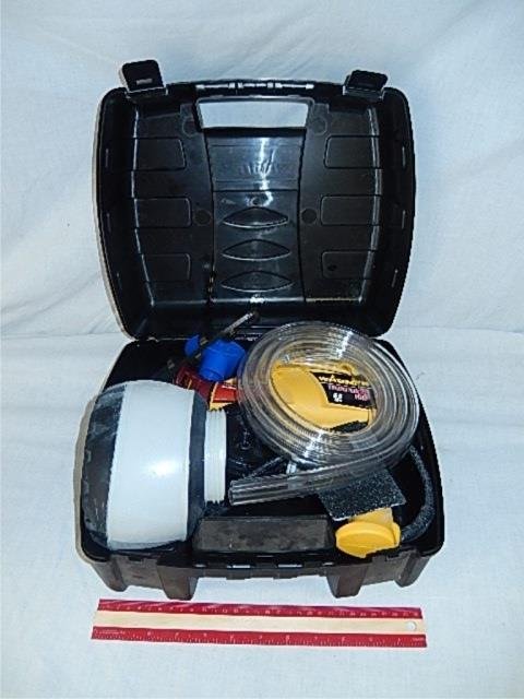 WAGNER POWER PAINTER WITH CASE ASSESSORIES AND CARRYING: ASSESSORIES AND CARRYING CASE