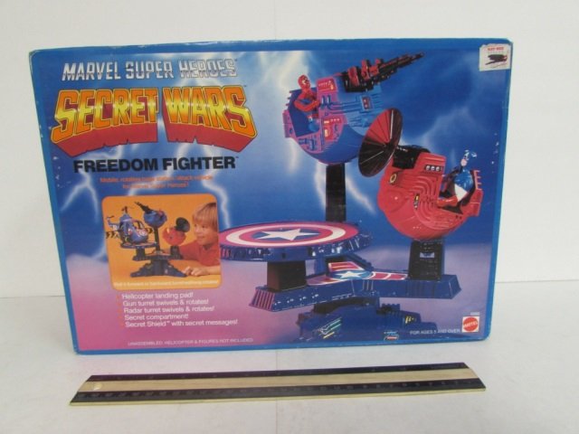 1984 SECRET WARS FREEDOM FIGHTER ORIGINAL PACKAGING,: ORIGINAL PACKAGING, MOBILE, ROTATING BASE STATION, ATTACK VEHICLE FOR MARVEL SUPER HEROEES