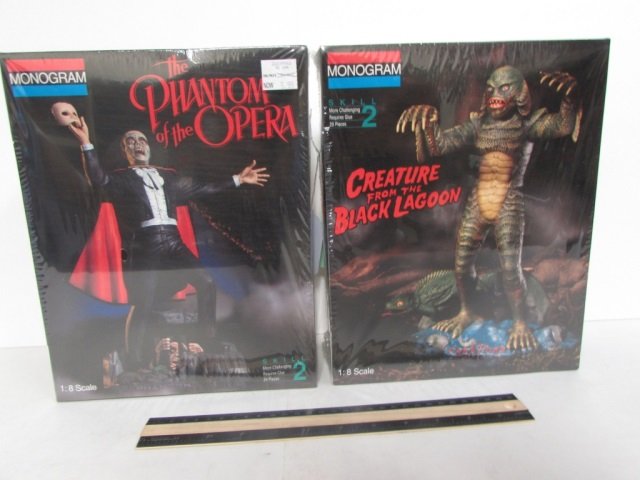 MODEL KITS (2) BOTH ARE NEW IN UNOPENED ORIGINAL: BOTH ARE NEW IN UNOPENED ORIGINAL PACKAGING, 1994, CREATURE FROM THE BLACK LAGOON & THE PHANTOM OF THE OPERA, SKILL LEVEL 2