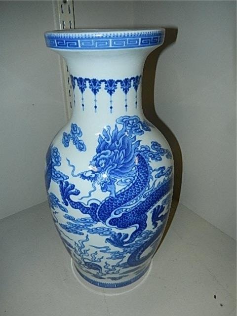 BLUE AND WHITE PORCELIAN VASE DRAGON MOTIF, ASIAN MARK,: DRAGON MOTIF, ASIAN MARK, 15" H. VERY GOOD CONDITION.