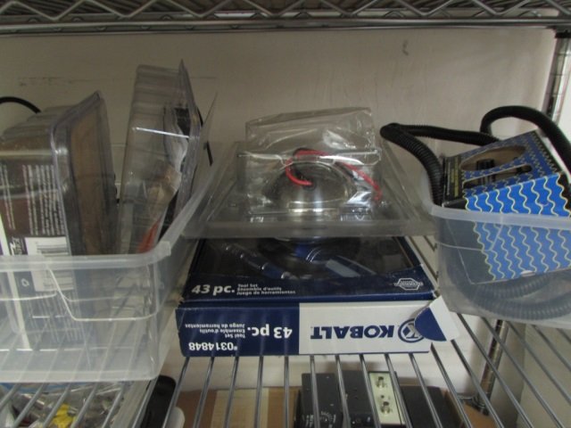 LIGHT FIXTURES & THERMOSTAT HUMMINBIRD IN-HULL: HUMMINBIRD IN-HULL TRANSDUCER, TOOL KIT WITH MISSING TOOLS, ENERGY GAUGE, LIGHT FIXTURES, RIVAL MANF. COMPANY THERMOSTAT, & MORE