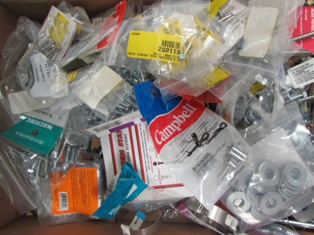 ASSORTED WASHERS & SCREWS WASHERS, HOSE CLAMPS, &: WASHERS, HOSE CLAMPS, & WASHERS, MOST ARE NEW IN PLASTIC
