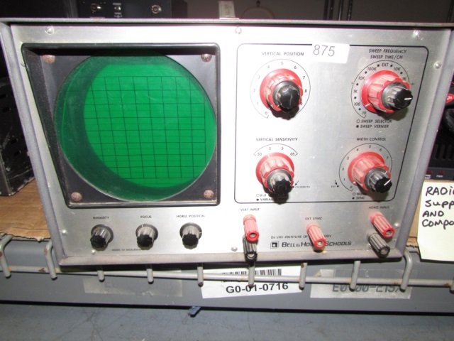 BELL & HOWELL OSCILLOSCOPE MODEL: 34: MODEL: 34