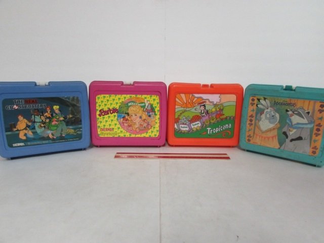 4 VINTAGE PLASTIC LUNCH BOXES PCAHONTAS, TROPICANA: PCAHONTAS, TROPICANA (INCLUDES THERMOS & SANDWHICH CARRIER), 1988 BARBIE, & 1984 THE REAL GHOSTBUSTERS