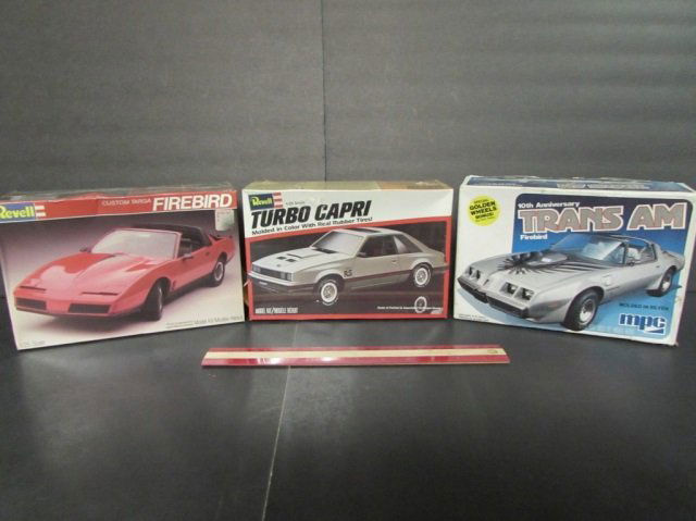 3 VINTAGE PLASTIC CAR MODEL KITS TARGO FIREBIRD, 10TH: TARGO FIREBIRD, 10TH ANNIVERSARY TRANS AM FIREBIRD, & TURBO CAPRI