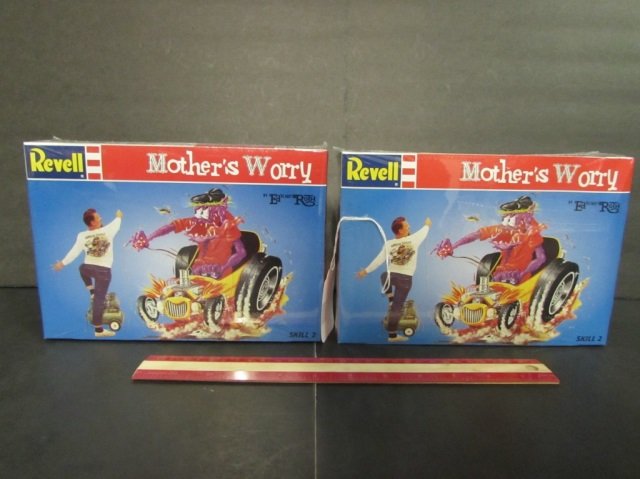REVELL MOTHER'S WORRY MODEL KITS (2) BOTH ARE IN: BOTH ARE IN ORIGINAL PACKAGING