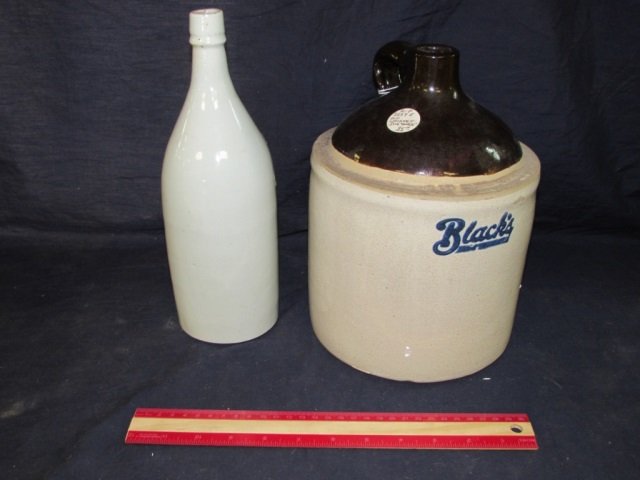 BLACKS POTTERY JUG & CERAMIC BOTTLE 11" CERAMIC BOTTLE: 11" CERAMIC BOTTLE AND AN 11" 'BLACKS' JUG, BOTH ARE IN GOOD CONDITION