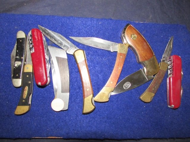 POCKET KNIFE COLLECTION (9) ONE IS A CRAFTSMAN,: ONE IS A CRAFTSMAN, PAKISTAN, CHINA, & OTHERS
