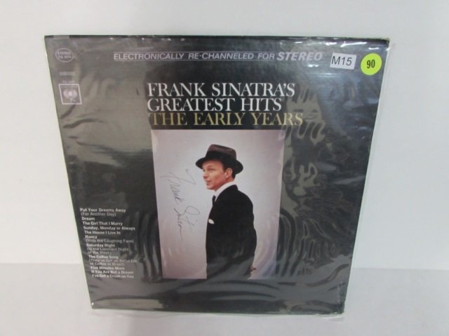 FRANK SINATRA SIGNED AUTOGRAPHED VINYL RECORD: FRANK SINATRA SIGNED AUTOGRAPHED VINYL RECORD