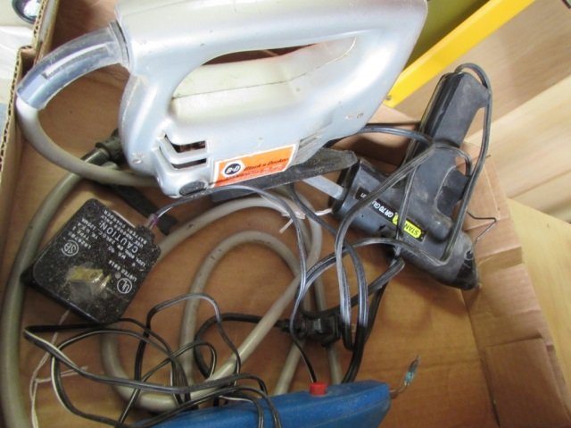 MISC ELECTRIC TOOLS: GLUE GUN, SOLDER, BLACK & DECKER JIGSAW, AND MORE