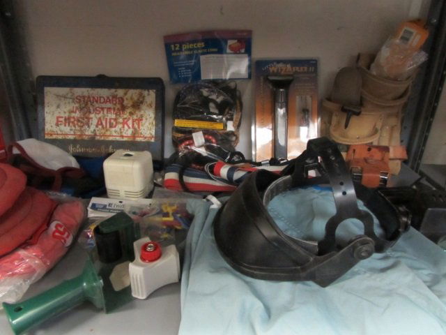 TOOL & WORK ACCESSORIES: INCLUDES LEATHER TOOL BAG, FIRST AID KIT, SOLDERING HEAD PROTECTION, KNEE GUARDS, WALL MOUNTED MAGNIFYING GLASS AND MORE