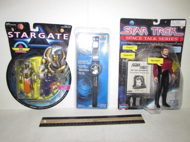 STAR TREK FIGURES & WATCH (3): STAR TREK FIGURES & WATCH (3) ALL ARE IN ORIGINAL PACKAGING, STAR TREK DEEP SPACE NINE WATCH, COMMANDER WILLIAM RIKER FIGURE, & STARGATE FIGURE