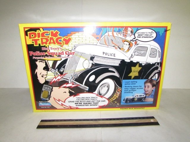 1990 DICK TRACY POLICE SQUAD CAR: 1990 DICK TRACY POLICE SQUAD CAR ORIGINAL PACKAGING, POWERFUL POLICE PURSUIT VEHICLE