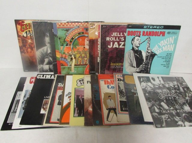 ASSORTED JAZZ VINYL RECORDS: ASSORTED JAZZ VINYL RECORDS BOOTS RANDOLPH, SAVANNAH BAND, EDDIE CONDONS, FELICIANO, FENIX JAZZ BAND, & MORE