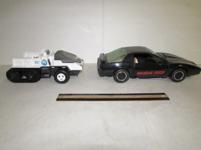 KNIGHT 2000 & GI JOE TOY CARS: KNIGHT 2000 & GI JOE TOY CARS BOTH ARE IN FAIR CONDITION