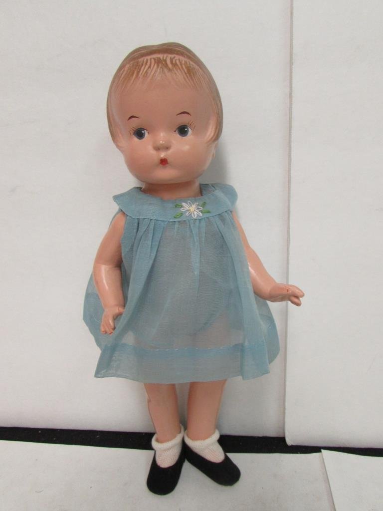 EFFANBEE PATSY DOLL: 12" LONG, COMPOSITION HEAD AND BODY, JOINT ARMS HEAD & HIPS, BLUE PAINTED EYES, MOLDED HAIR, GOOD CONDITION, MARKED 13