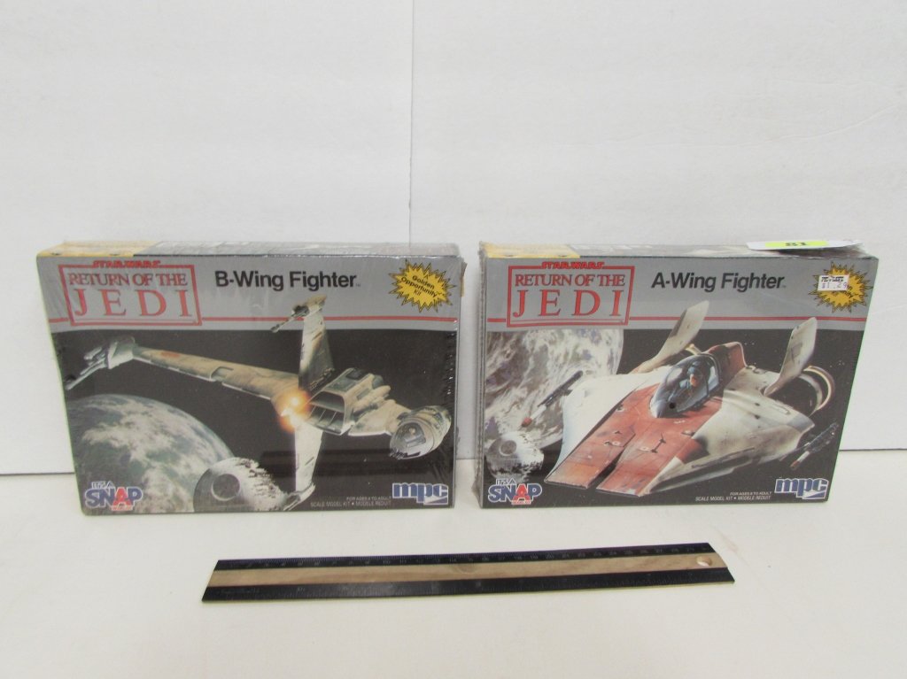 STAR WARS RETURN OF THE JEDI MODEL KITS (2): BOTH ARE IN ORIGINAL PACKAGING, A-WING FIGHTER, & B-WING FIGHTER