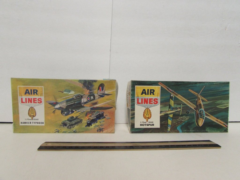 2 VINTAGE PLASTIC AIRCRAFT MODEL KITS: HAWKER TYPHOON & HOTSPUR