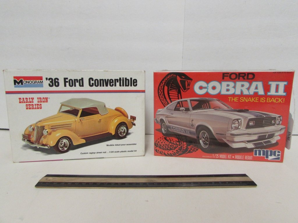 2 VINTAGE PLASTIC CAR MODEL KITS: FORD COMBRA II & 36 FORD CONVERTIBLE