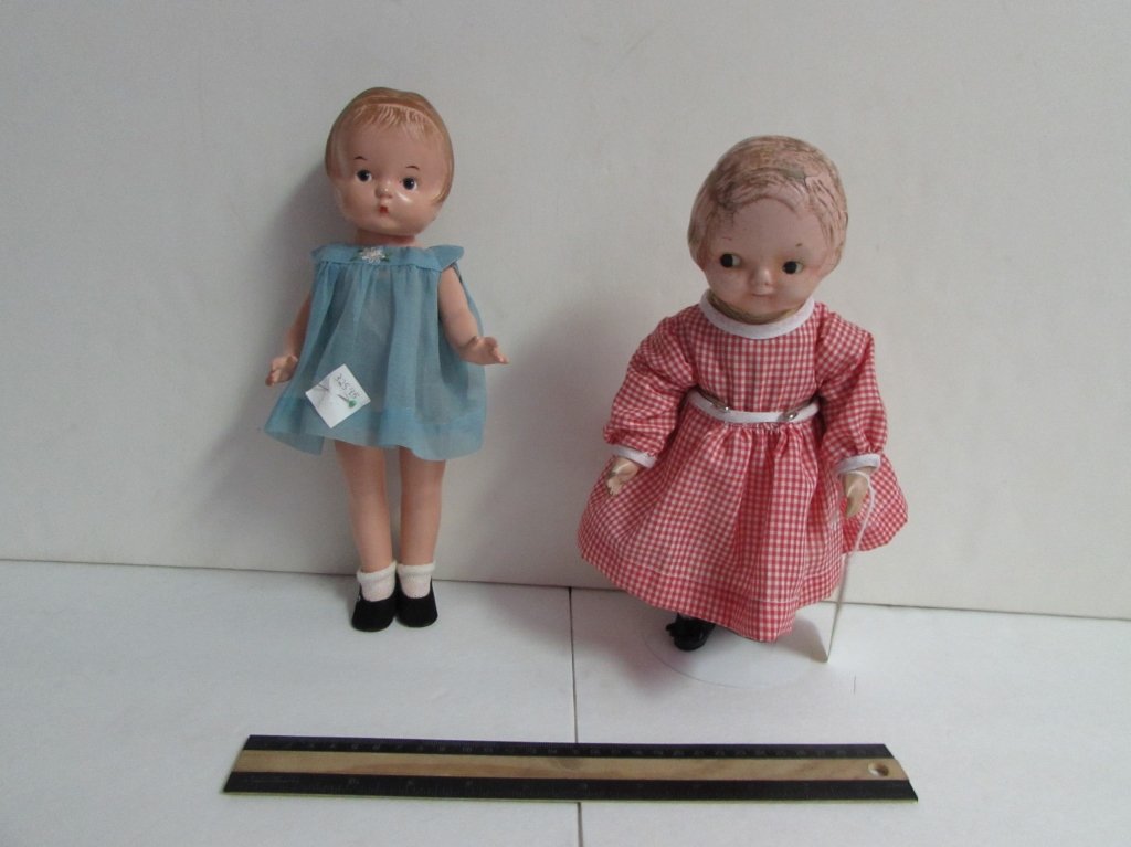 PATSYETTE DOLL & A DINGLE DOLL: 12 INCH PATSYETTE DOLL IN GOOD CONDITION WITH MOLDED BROWN HAIR BLUE PAINTED EYES, 11 INCH DINGLE GIRL DOLL COMPOSITION HEAD AND HANDS WITH CLOTH BODY, COMPOSITION HEAD IS CRACKED