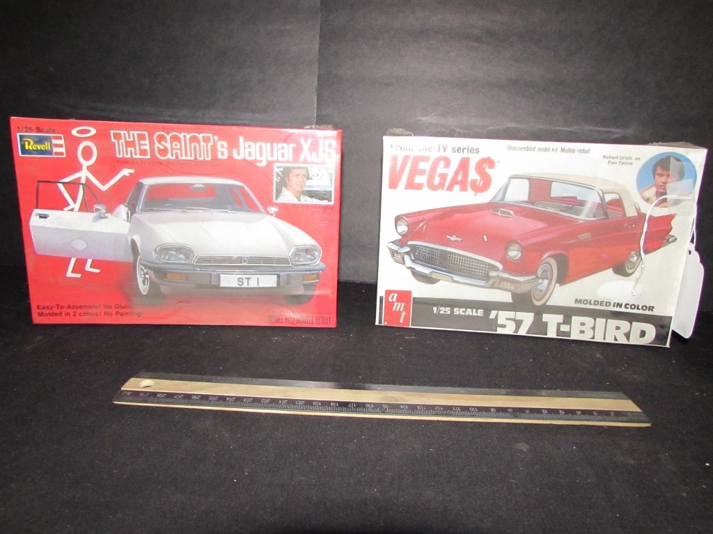 2 VINTAGE PLASTIC CAR MODEL KITS: 57 T-BIRD & THE SAINT'S JAGUAR XJS, BOTH ARE IN ORIGINAL PACKAGING