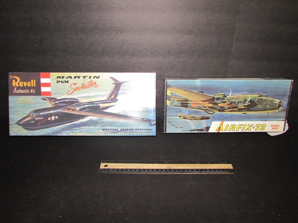 2 VINTAGE PLASTIC AIRCRAFT MODEL KITS: HALIFAX B.MK. III & MARTIN H244 P6M SEAMASTER