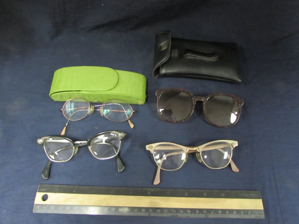VINTAGE EYE GLASSES (4): VINTAGE EYE GLASSES (4)