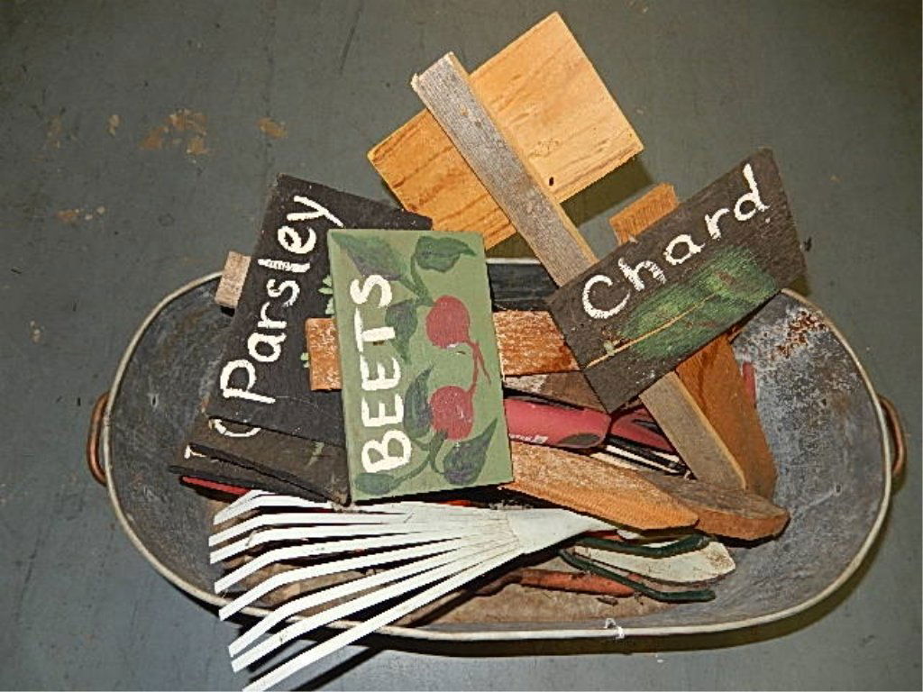 VEGETABLE GARDEN MARKERS: VEGETABLE GARDEN MARKERS ASSORTED VEGETABLE MARKERS, AND GARDEN TOOLS AND A VINTAGE TIN TUB
