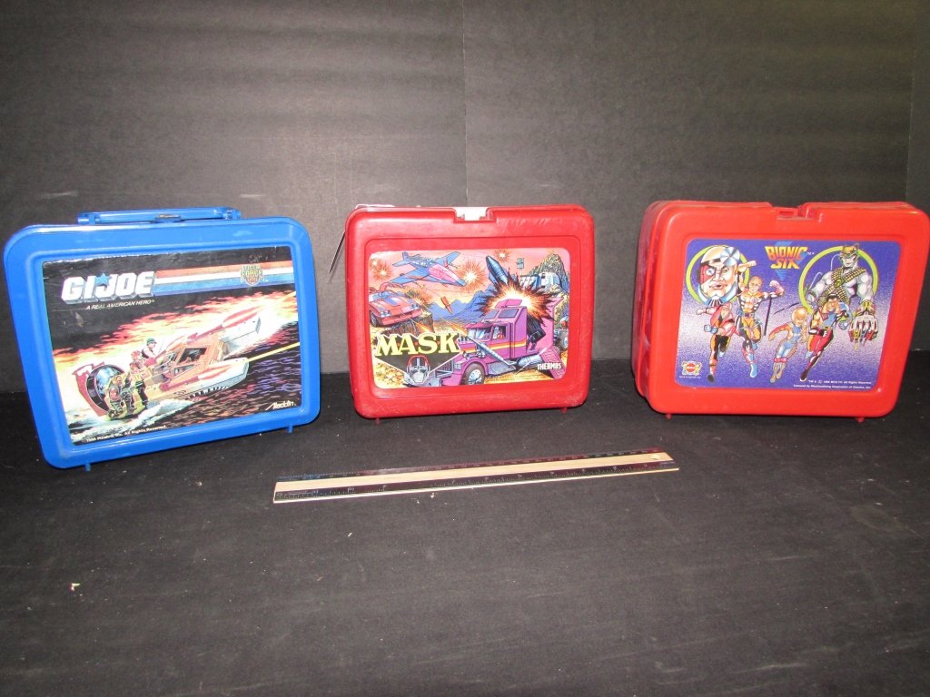3 VINTAGE PLASTIC LUNCH BOXES: 3 VINTAGE PLASTIC LUNCH BOXES 1985 MASK, GI JOE (INCLUDES THERMOS), & 1986 BIONIC SIX