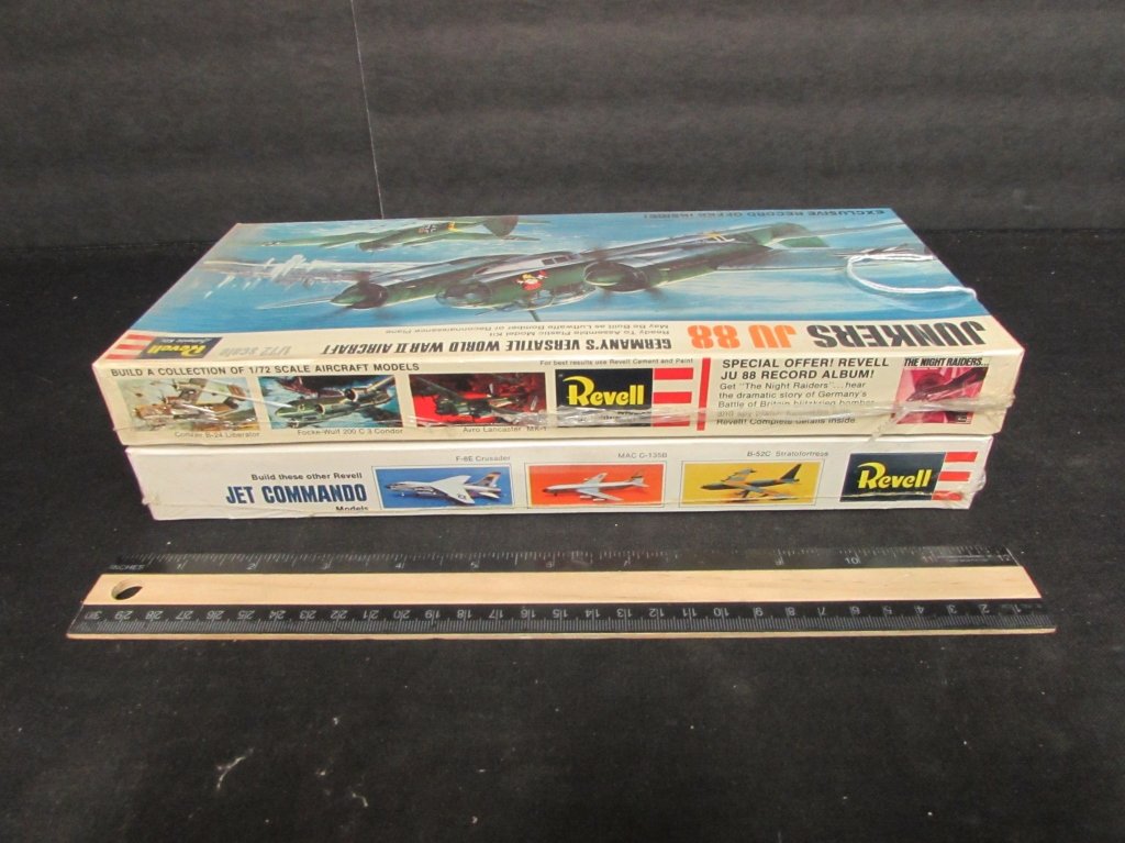 2 PLASTIC AIRCRAFT MODEL KITS: 2 PLASTIC AIRCRAFT MODEL KITS JUNKER JU 88 & A-3B SKYWARRIOR