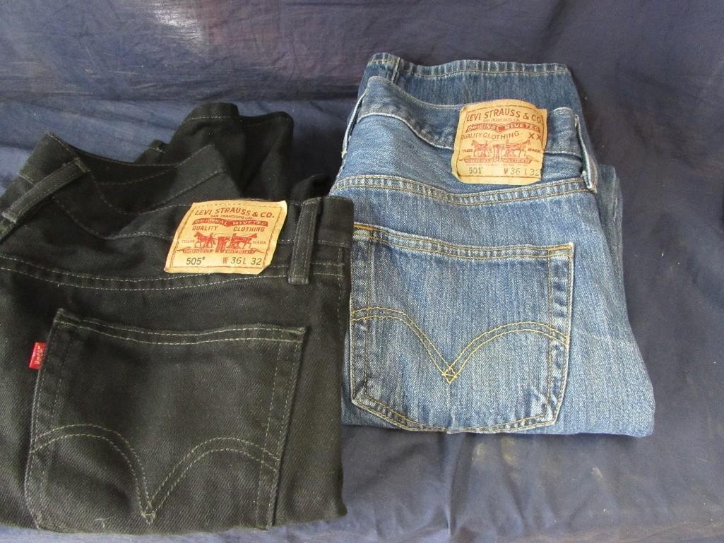 Levi Strauss jeans 501/505 (2 pairs): 2 pairs of Levi Strauss jeans 1 pair blue 36 x 32 501's 1 pair 505's 36 x 32 black