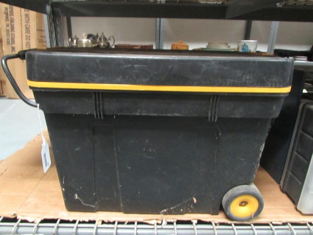 large rolling tool box: has two pullout trays, with contents