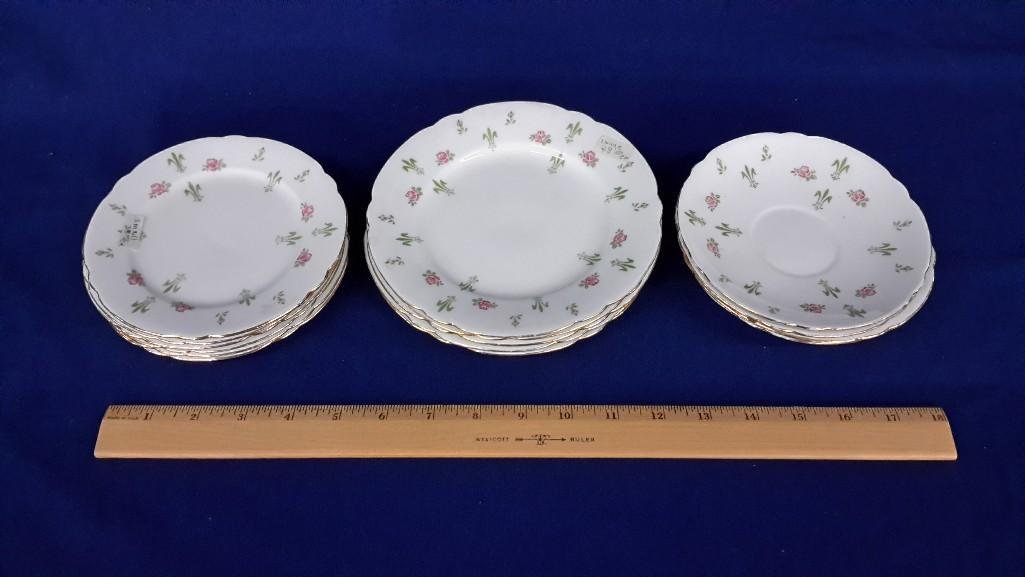 Shelley Saucers & Dessert Plate set (16): "Late Foley" stamped "Shelly England". 5 dessert plats 7" in diameter. 11 saucers that are 5" in diameter.