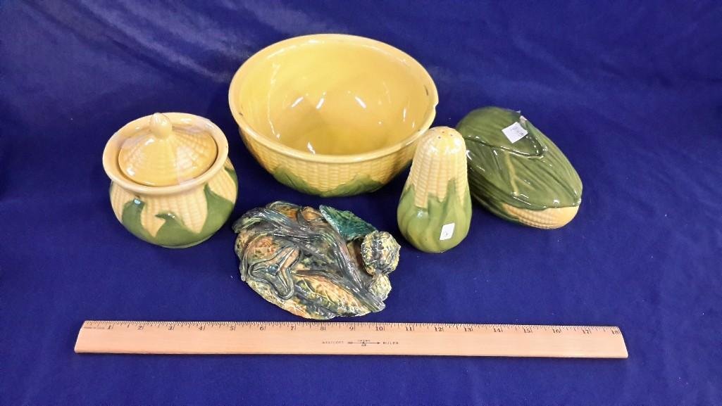 Shawnee Pottery Set (5): Corn theme bowl and salt shaker.