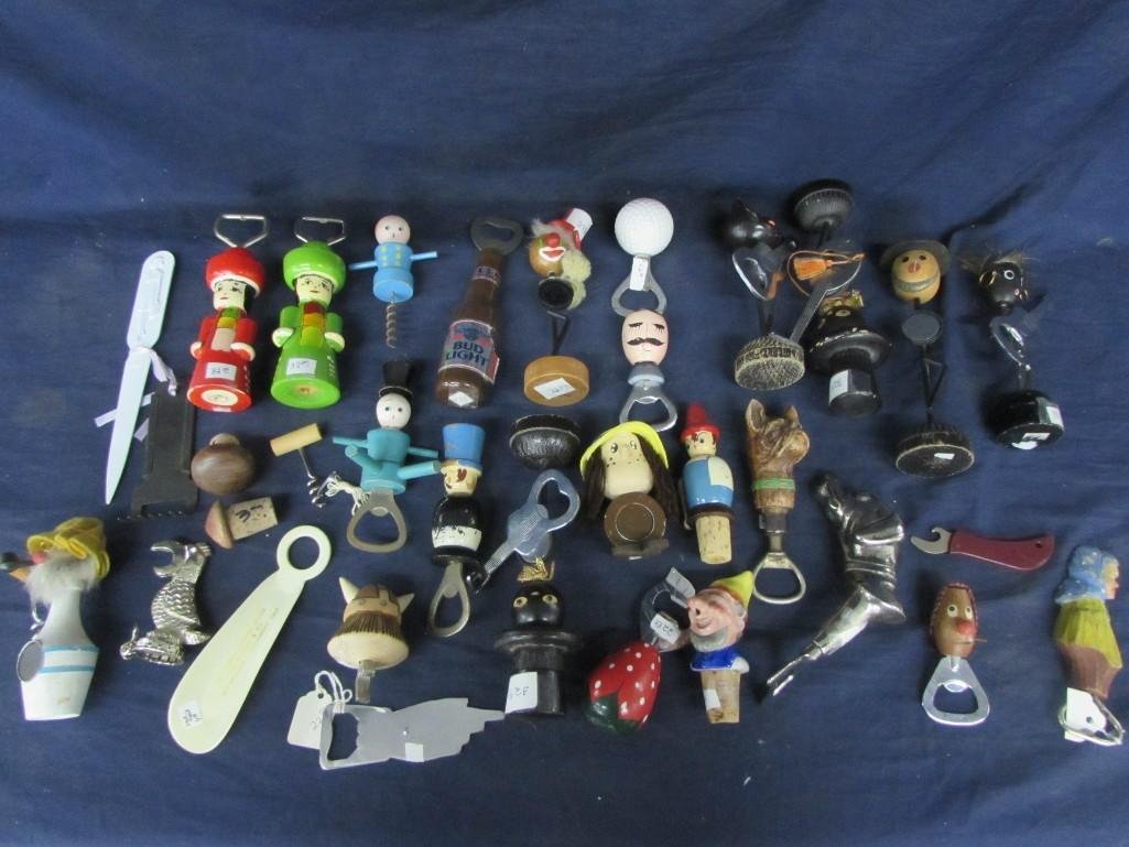 Vintage Collectible Bottle Openers w/tray: Very neat lot of bottle openers. Some are with kat wooden heads, dutch figures and more.