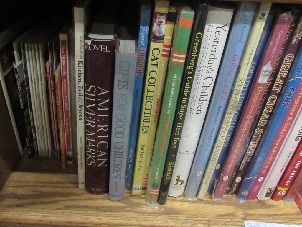 Reference Books (27): Lot of reference books for antiques and collecting. Total of 27. Mexican Silver; Wedgwood Ceramics; Hollywood Collectibles; Collecting Toy Trains #3 and more....