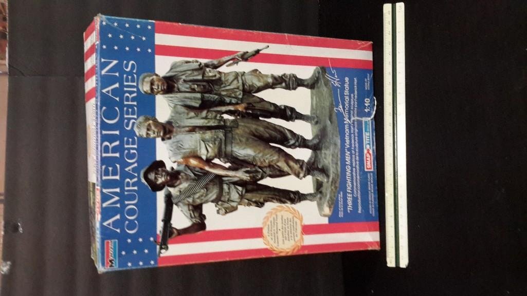 Three Fighting Men Vietnam Memorial Statue Model Kit: In original packaging
