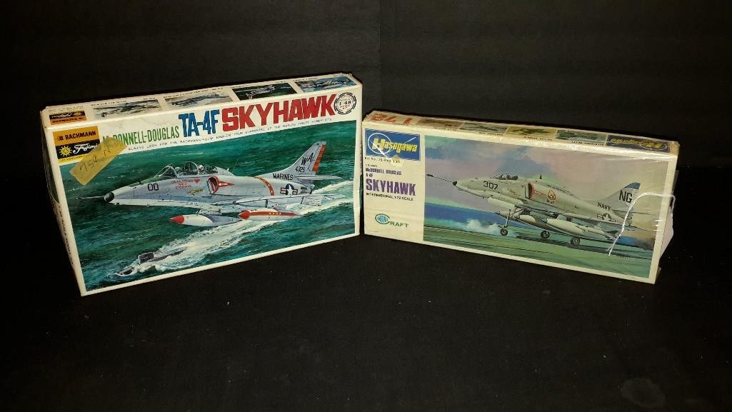 Vintage Plastic Aircraft Model Kits (2): US Navy McDonnell Douglas A-4F Skyhawk & Ta-4F Skyhawk