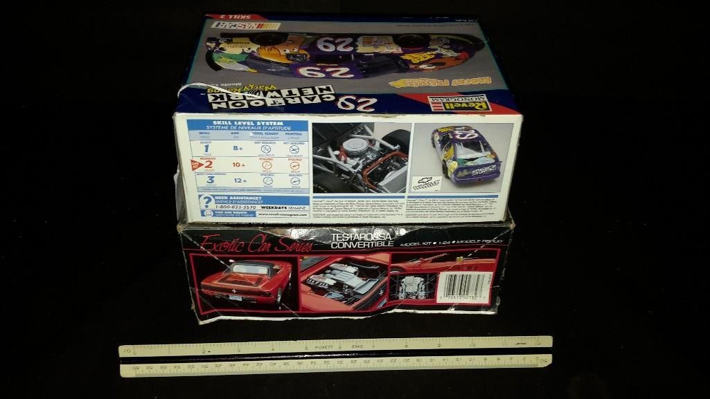 Plastic Car Model Kits (2): Cartoon Network Wacky Racing Monte Carlo & Testarossa Convertible