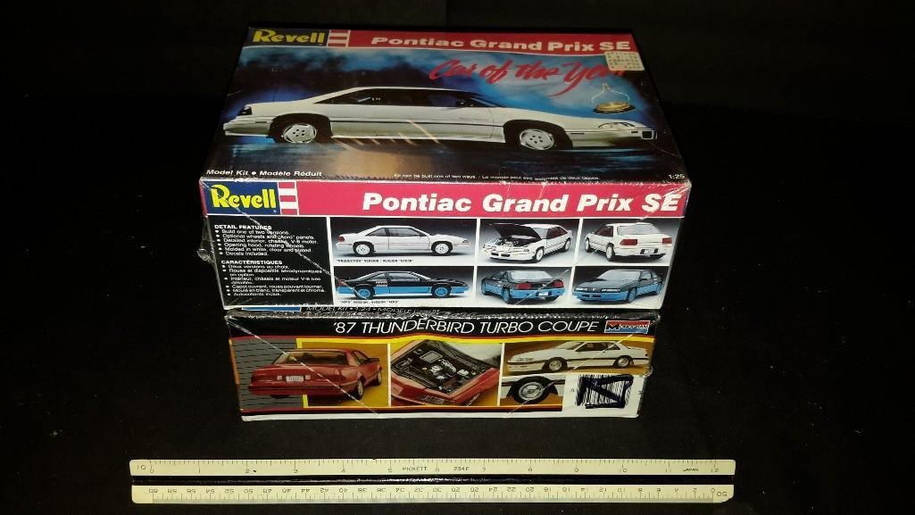 Plastic Car Model Kits (2): Both are sealed in original plastic, Pontiac Grand Prix Se & '87 Thunderbird Turbo Coupe