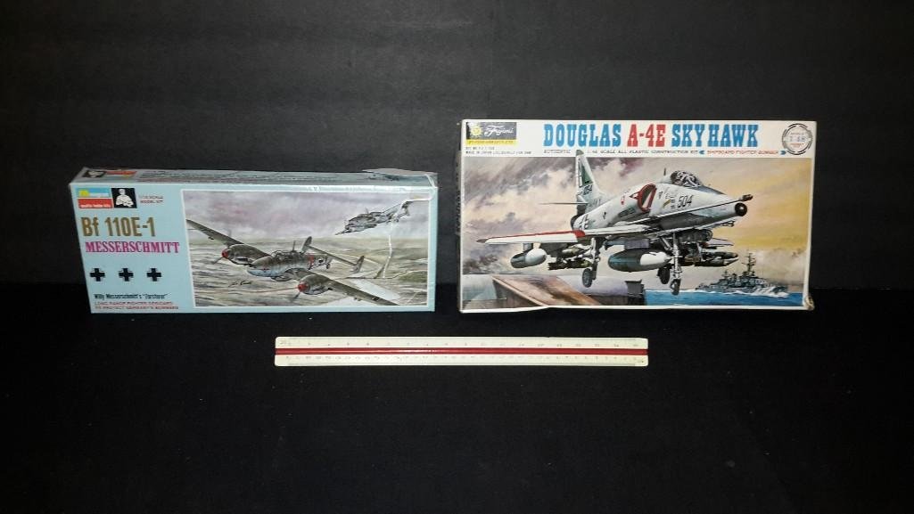 Vintage Plastic Aircraft Model Kits (2): Bf 110E-1 Messerschmitt & Douglas A-4E Sky Hawk model kits 