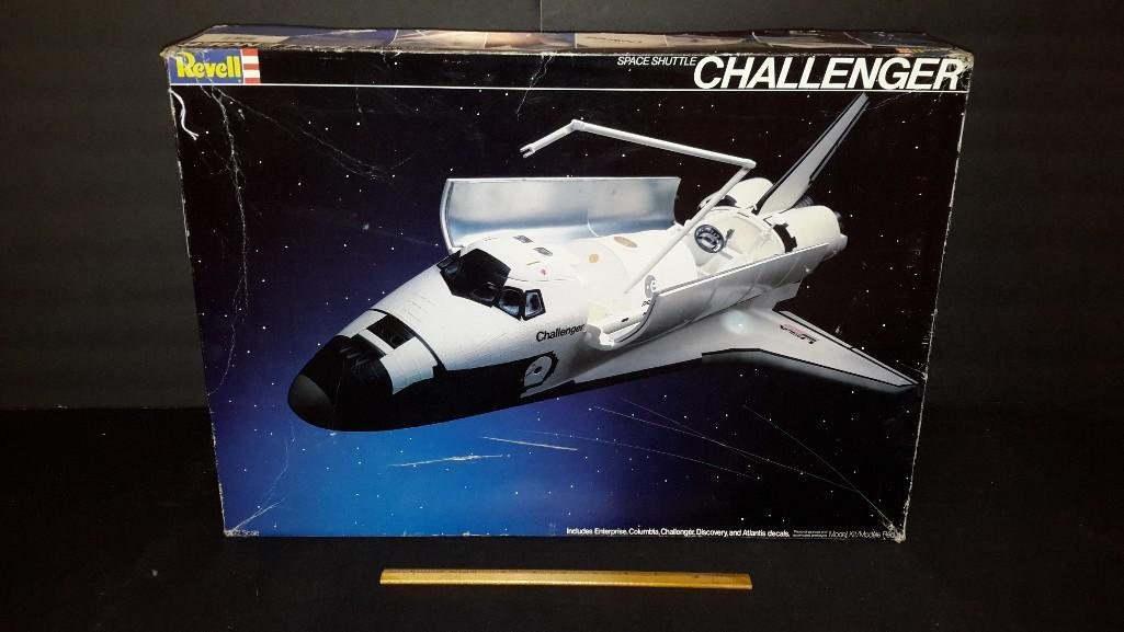Revell Space Challenger Plastic Model Kit: In original packaging, but is not sealed
