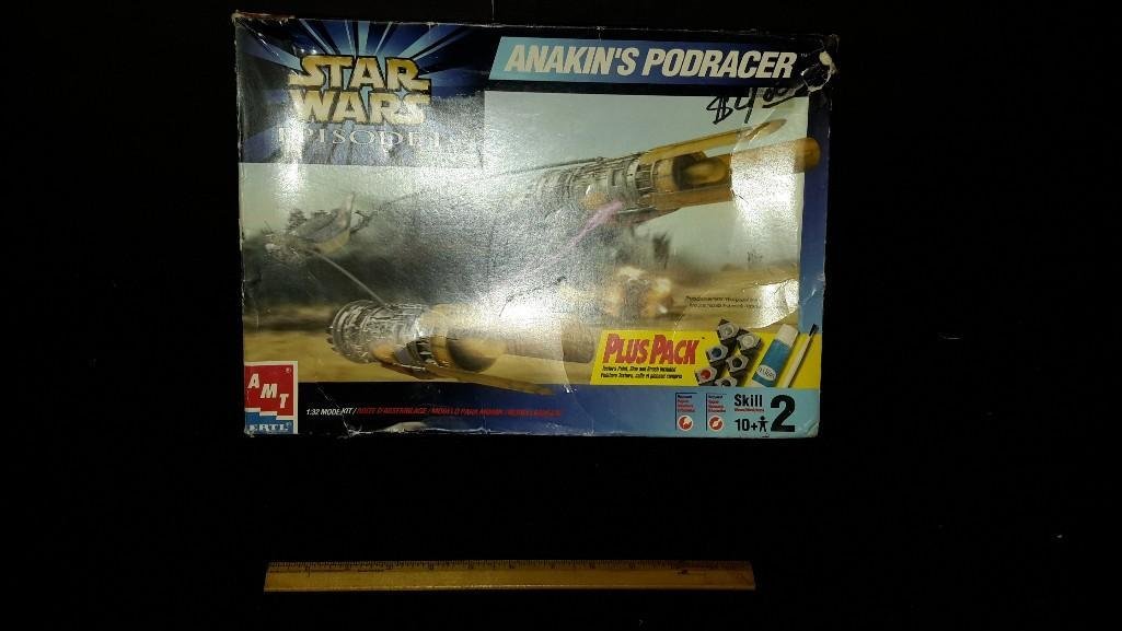 Star Wars Episode 1 Anakin's Podracer Model Kit: In original packaging