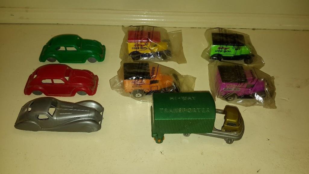 Vintage Toy Car Collection (8): Nice collection of Toy Cars including 4 Kellogg's Collector cars in their wrappers. Collection includes Corn Pops, Apple Jacks, Frosted Mini Wheats, Raisin Bran and four other vintage plastic toy cars